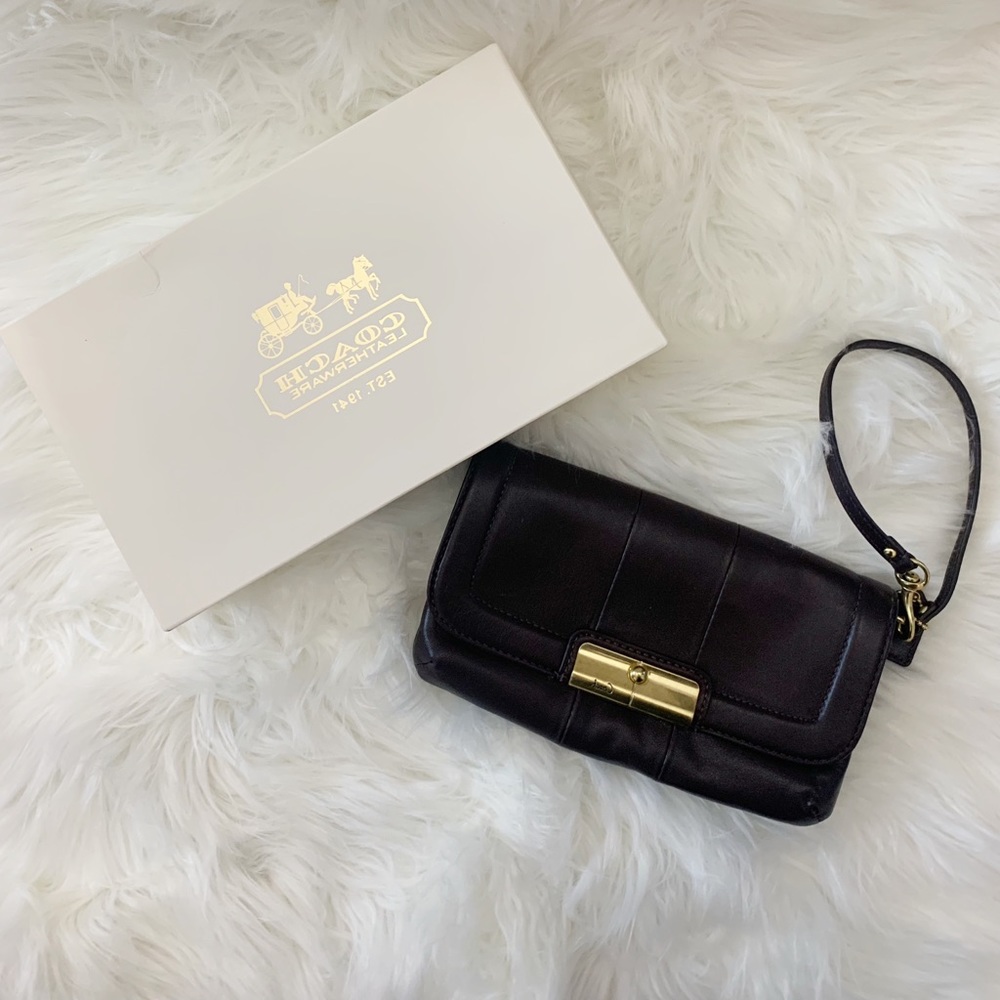 COACH  | Vintage Brown Leather Wristlet